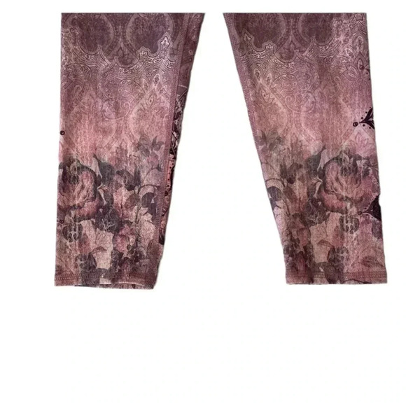 Evolution and Creation High Waisted Boho Buddha Crop Leggings Size  Medium - Picture 8 of 10